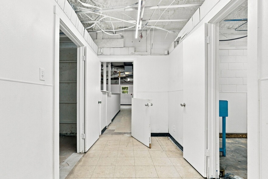 More Photos Of 1271 Oak St, Schertz Schools For Lease