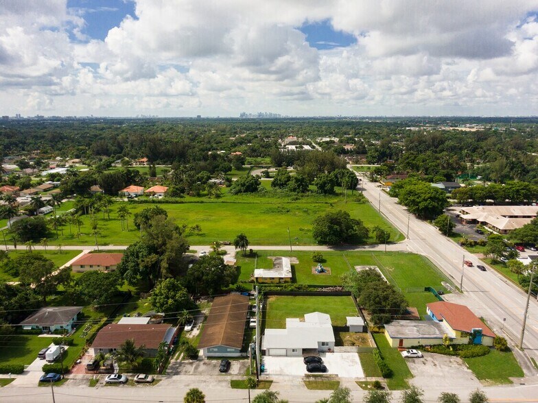 More Photos Of 190 NW 163rd St, Miami Specialty For Sale