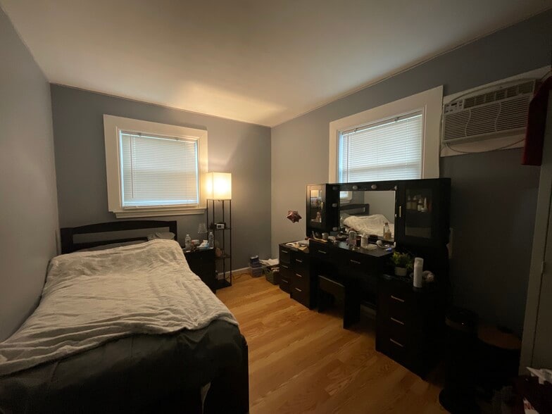 More Photos Of 42 Stockbridge Rd, West Stockbridge Hotel For Sale