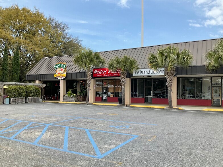 More Photos Of 1234 Camp Rd, Charleston Freestanding For Lease