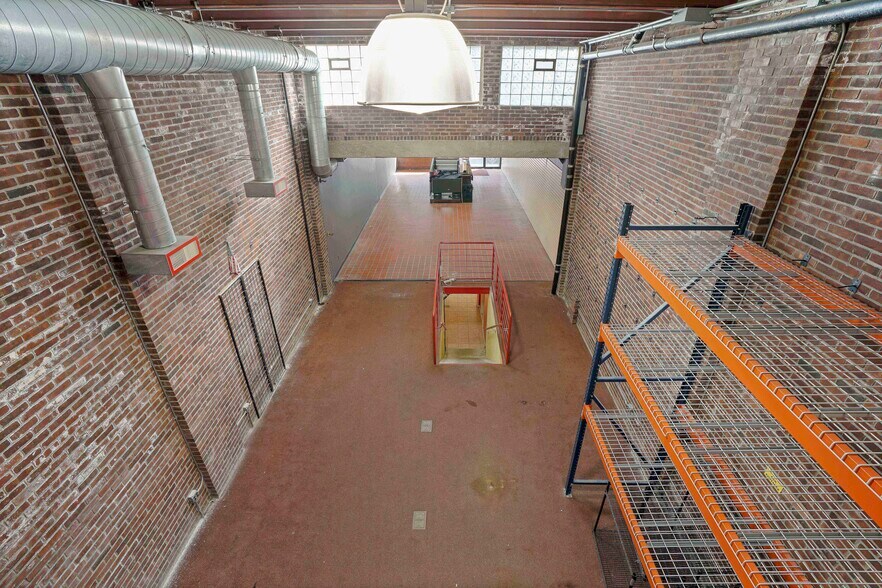 More Photos Of 9206 3rd Ave, Brooklyn Storefront Retail Office For Lease