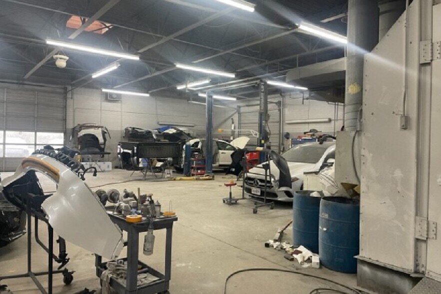 More Photos Of 7591 Annapolis Rd, Landover Hills Auto Dealership For Sale