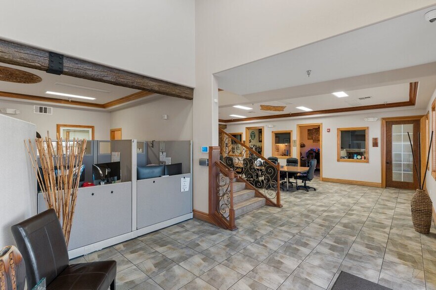 More Photos Of 4690 W Post Rd, Las Vegas Warehouse For Sale