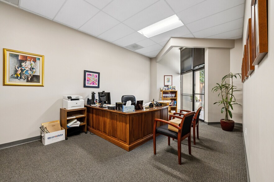 More Photos Of 550 Price Ave, Redwood City Office For Sale