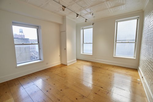 More Photos Of 447 W 36th St, New York Loft Creative Space For Lease