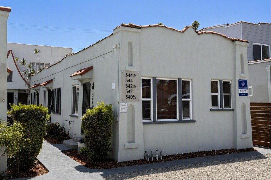 More Photos Of 536 W 48th St, Los Angeles Apartments For Sale