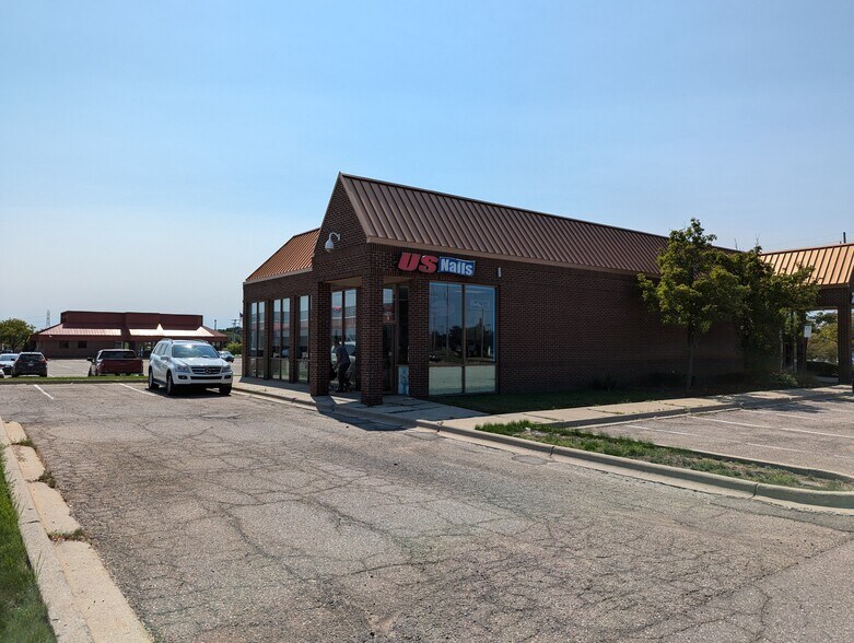 More Photos Of 2095 S Linden Rd, Flint Freestanding For Sale