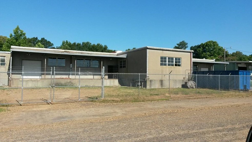 More Photos Of 200 Presto Ln, Jackson Warehouse For Lease