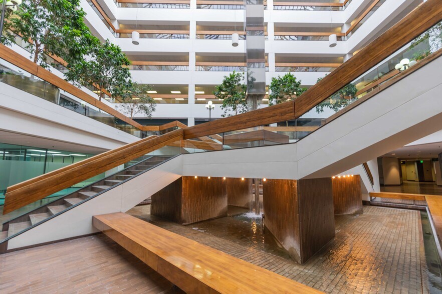 More Photos Of 701 S Taylor St, Amarillo Office For Lease