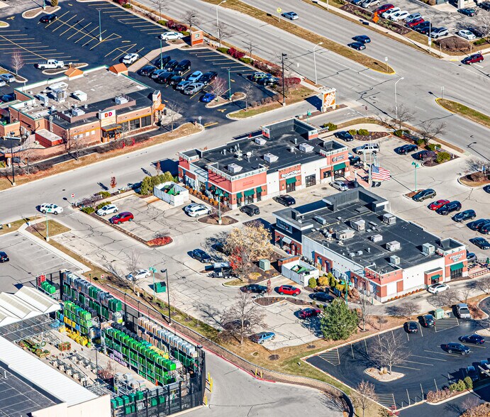 More Photos Of 2915 S 108th St, Milwaukee General Retail For Lease