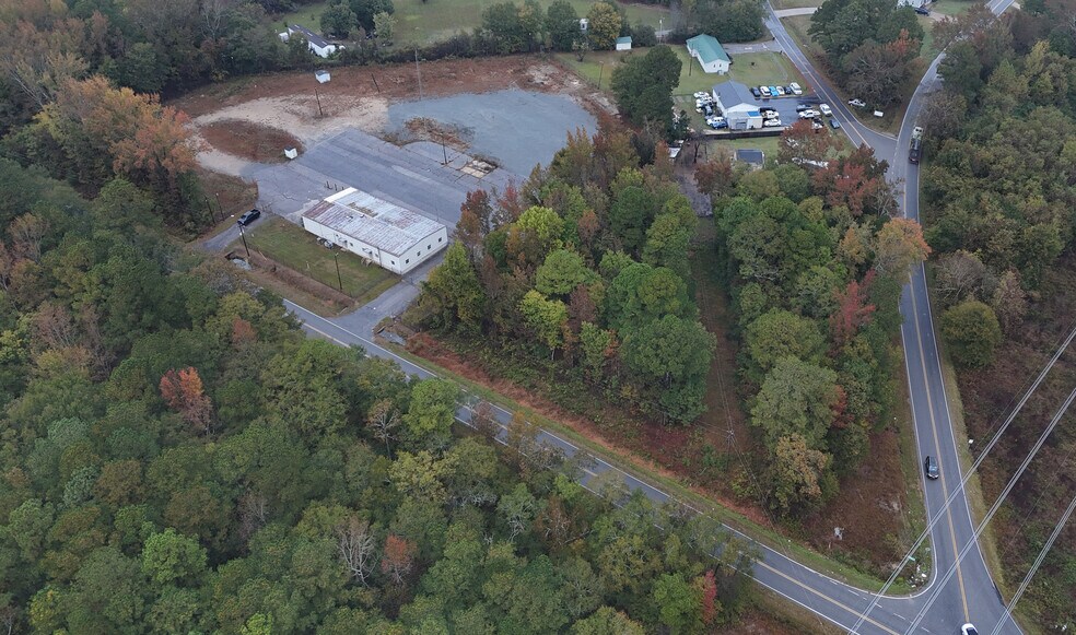 More Photos Of 885 Bryant Rd, Dunn Industrial For Lease