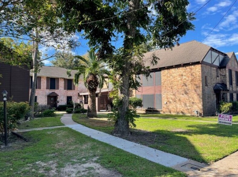 Primary Photo Of , Alvin Multifamily For Sale