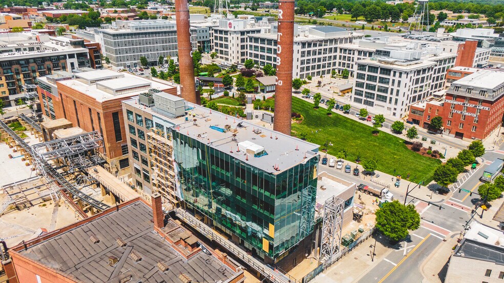 More Photos Of 450 N Patterson Ave, Winston-Salem Office For Lease