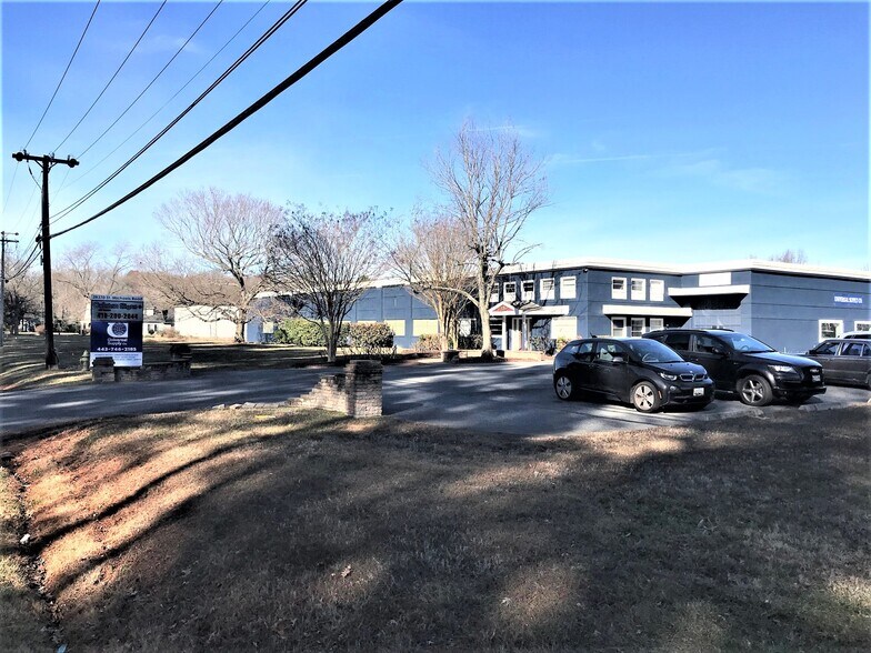 More Photos Of 28370 Saint Michaels Rd, Easton Warehouse For Lease