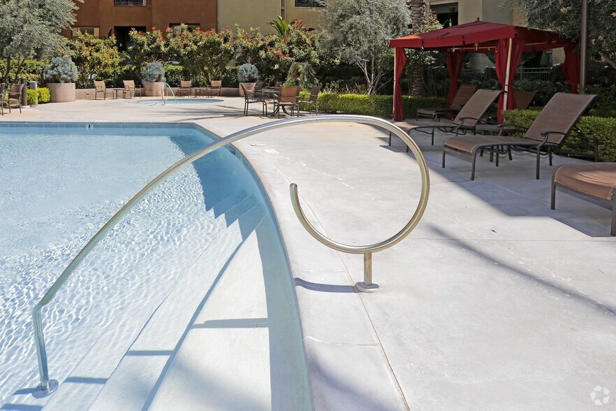 More Photos Of 700 S Myrtle Ave, Monrovia Apartments For Lease