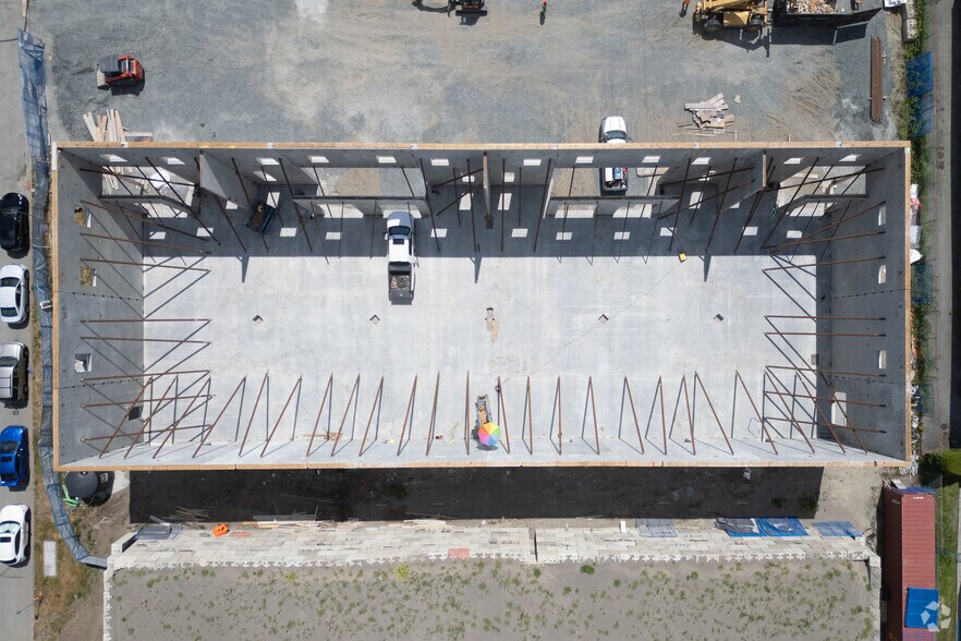 More Photos Of 7415 Lowland Dr, Burnaby Warehouse For Sale