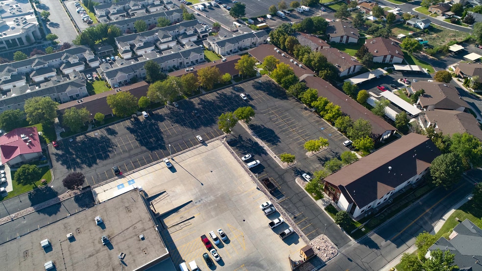 More Photos Of 276-288 W Center, Orem Unknown For Lease