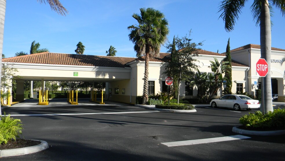 More Photos Of 3501 Kyoto Gardens Dr, Palm Beach Gardens General Retail For Sale