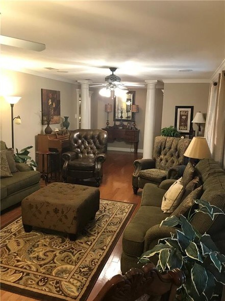 More Photos Of 4688 Highway 27, Sulphur Office For Sale