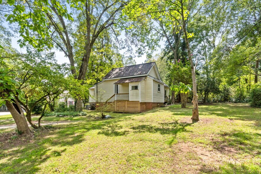 More Photos Of 171 Jackson St, Zebulon Flex For Sale