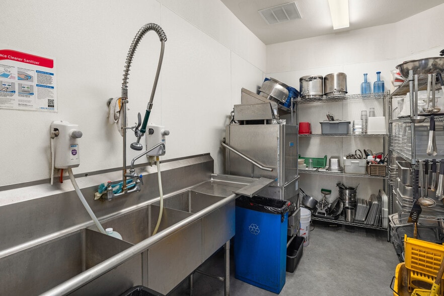 More Photos Of 110 S Pine St, Nevada City Freestanding For Lease