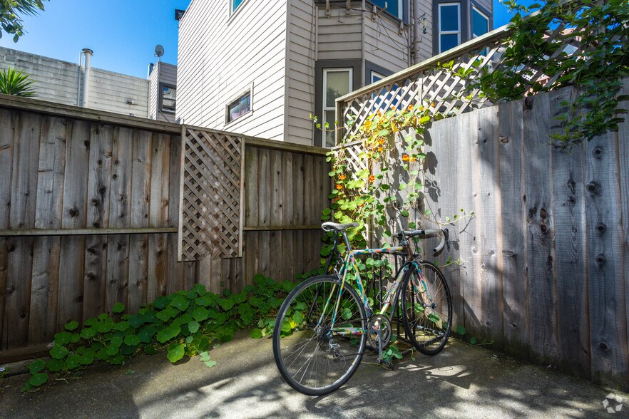 More Photos Of 459 Fulton St, San Francisco Office For Lease