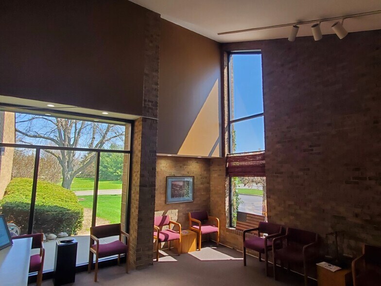 More Photos Of 6258 W Pierson Rd, Flushing Medical For Lease