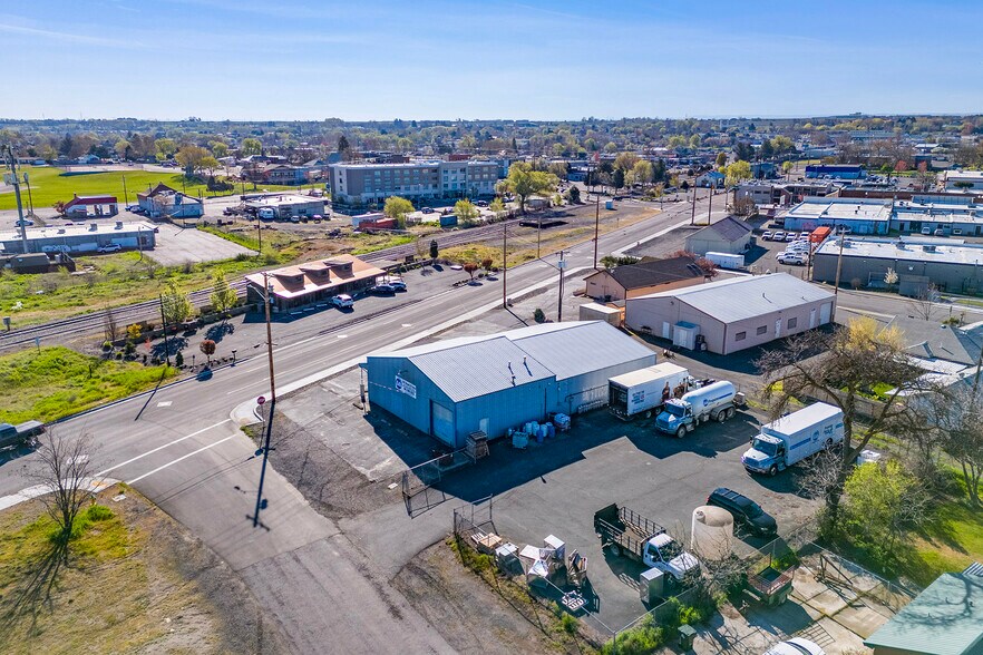 More Photos Of 345 N 1st Pl, Hermiston Industrial For Sale