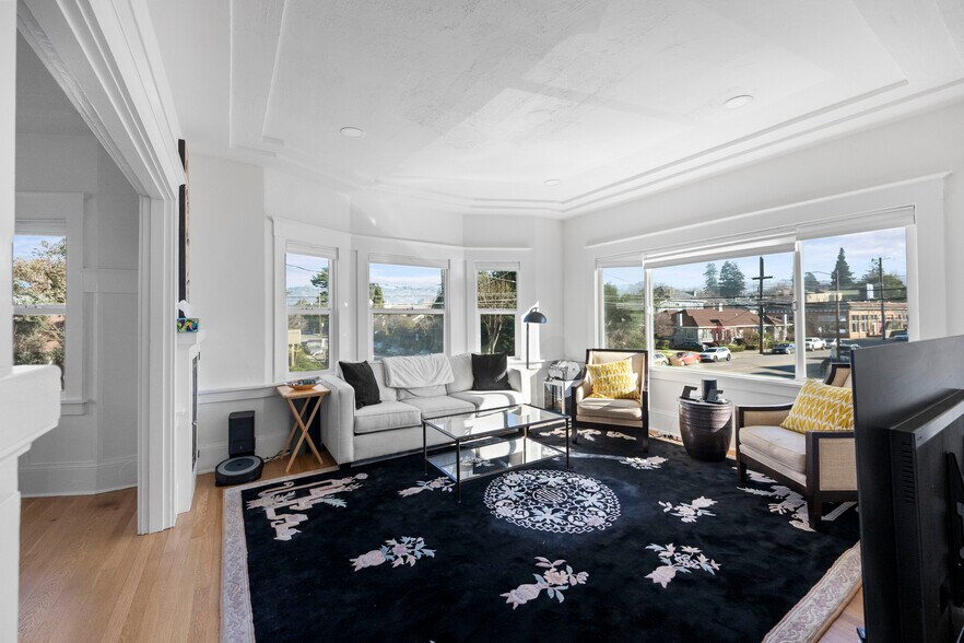 More Photos Of 4045 Manila Ave, Oakland Apartments For Sale