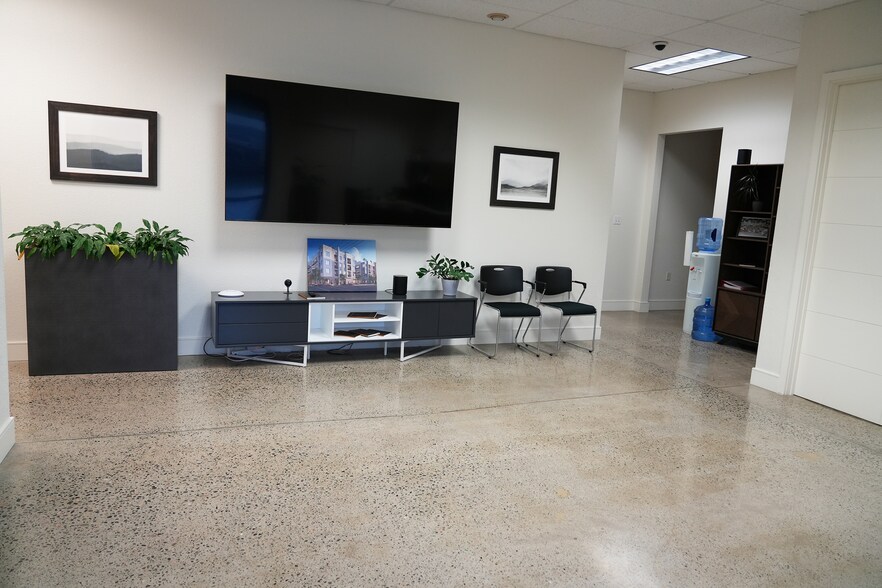 More Photos Of 3001 E St, Sacramento Office Residential For Lease
