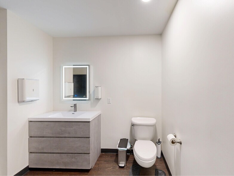 More Photos Of 2505 Avonia Rd, Fairview Industrial For Sale