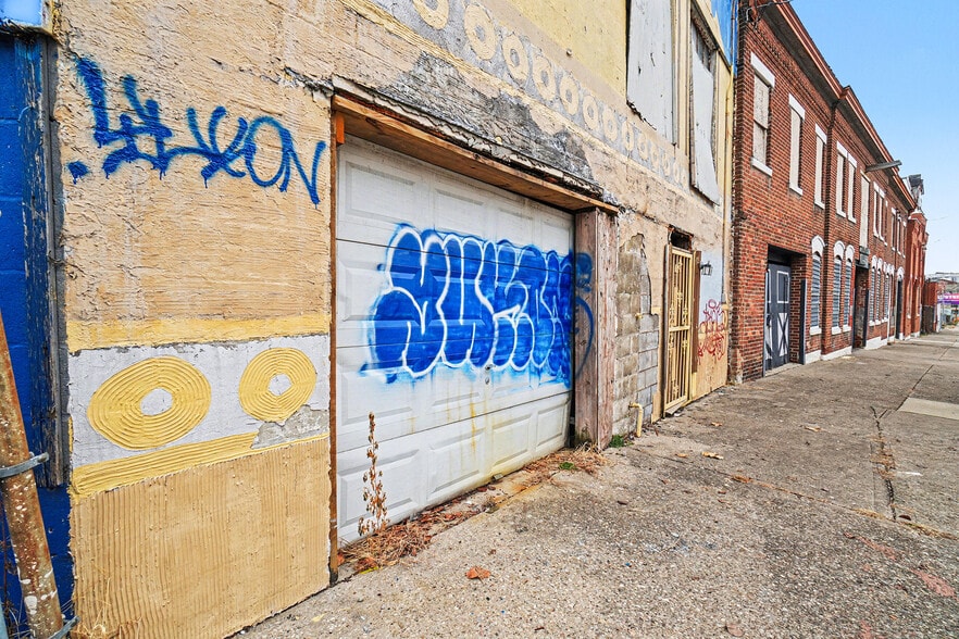 More Photos Of 1778 Central Ave, Cincinnati Auto Repair For Sale