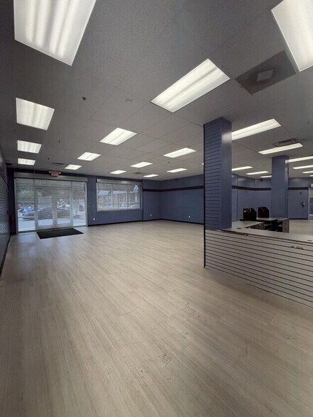 More Photos Of Peachtree Industrial Blvd @ SEC Peachtree Industrial & Chamblee, Chamblee Unknown For Lease