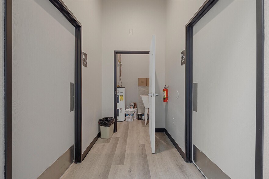 More Photos Of 4130 N Martin Luther King Blvd, North Las Vegas Office For Sale
