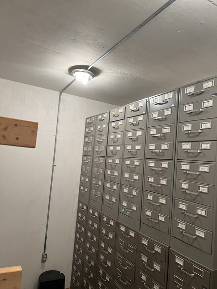 More Photos Of 272 Main Street, Nicholson Office For Sale