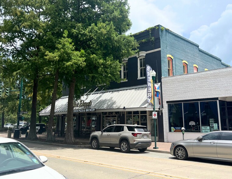 More Photos Of 201-203 Jefferson St, Lafayette Freestanding For Sale