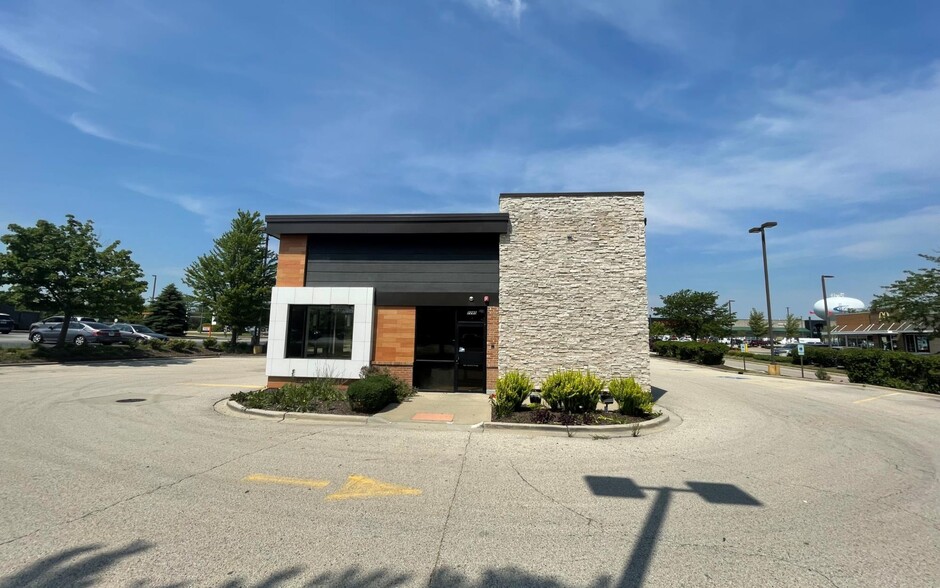 Primary Photo Of 2280 Randall Rd, Carpentersville Fast Food For Lease