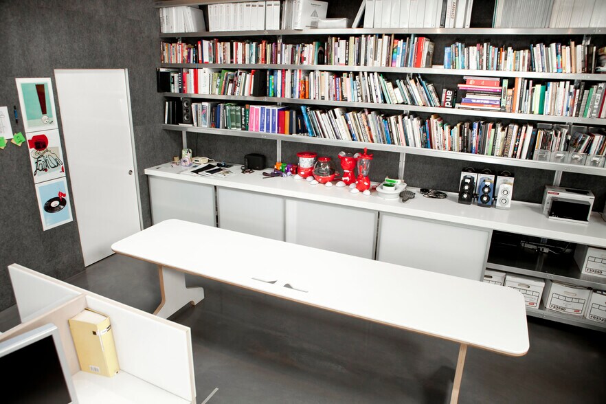 More Photos Of 3459 Motor Ave, Los Angeles Loft Creative Space For Lease