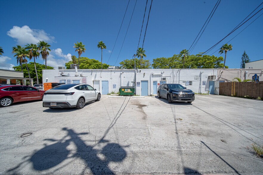 More Photos Of 1216-1232 Normandy Dr, Miami Beach Storefront For Sale