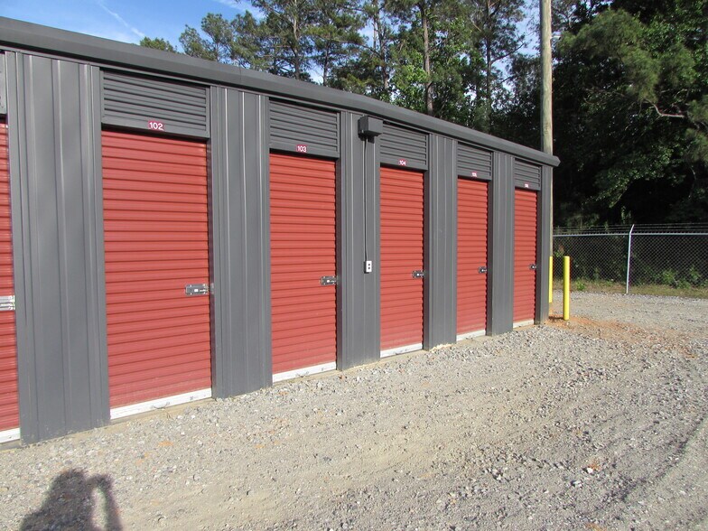 More Photos Of 5550 Hawkinsville Rd, Macon-Bibb Self Storage For Sale