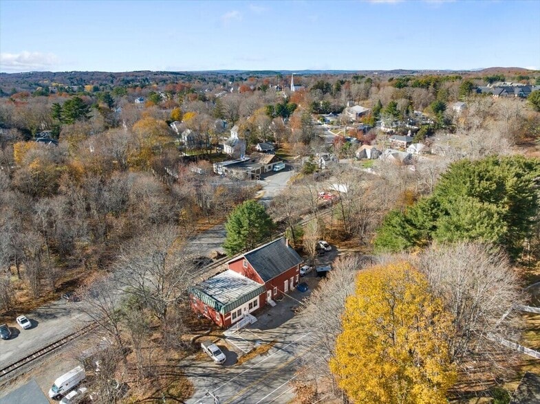 More Photos Of 21 Boston Rd, Southborough Flex For Lease