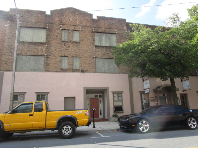 Primary Photo Of 315 N Elizabeth St, Lima Office Residential For Lease