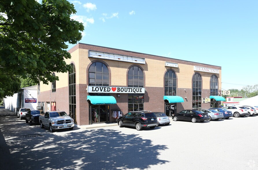 Primary Photo Of 906-930 W Main St, Branford Storefront Retail Office For Lease