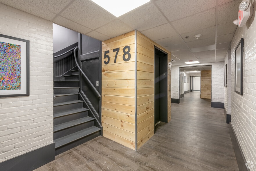 Photo of Ll Floor Ste B8