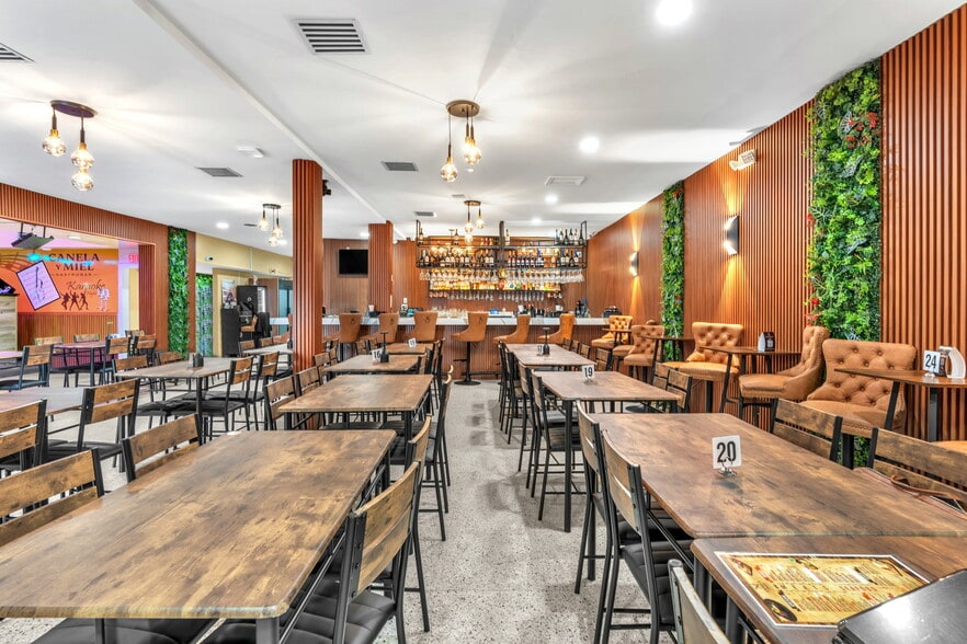 More Photos Of 365 N Royal Poiciana Blvd, Miami Springs Restaurant For Sale