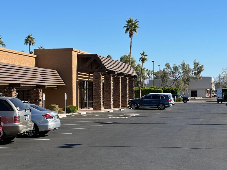 More Photos Of 4830 E Main St, Mesa General Retail For Lease