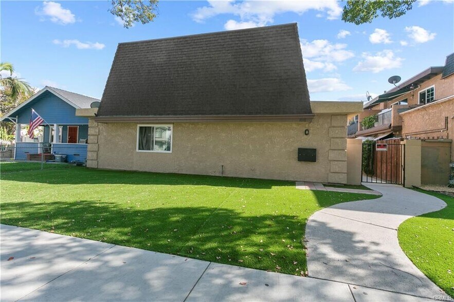 More Photos Of 1010 E Broadway, Anaheim Apartments For Sale