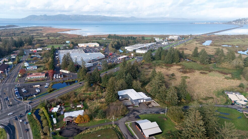 More Photos Of 1425 SE 9th St, Warrenton Warehouse For Sale