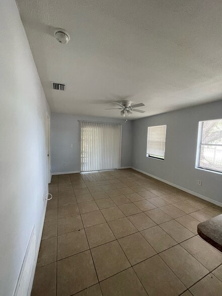 More Photos Of 950 Beltrees St, Dunedin Apartments For Sale