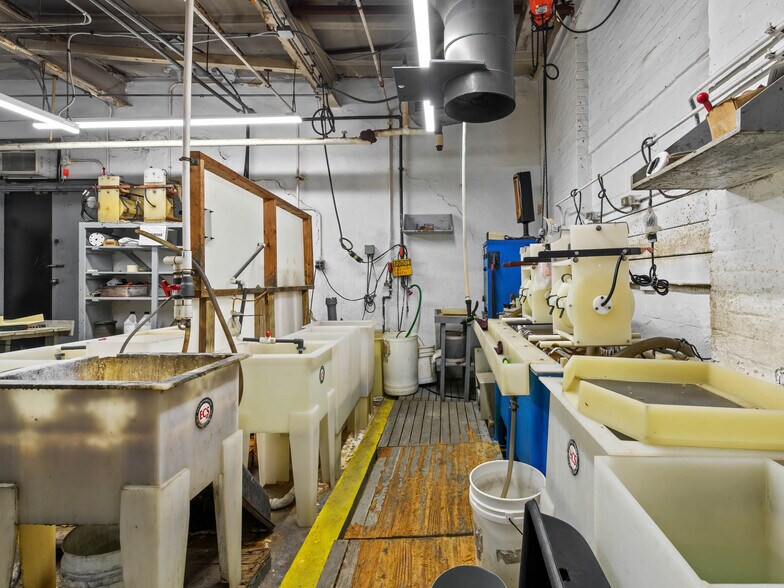 More Photos Of 634-636 Park Ave, Cranston Storefront For Sale